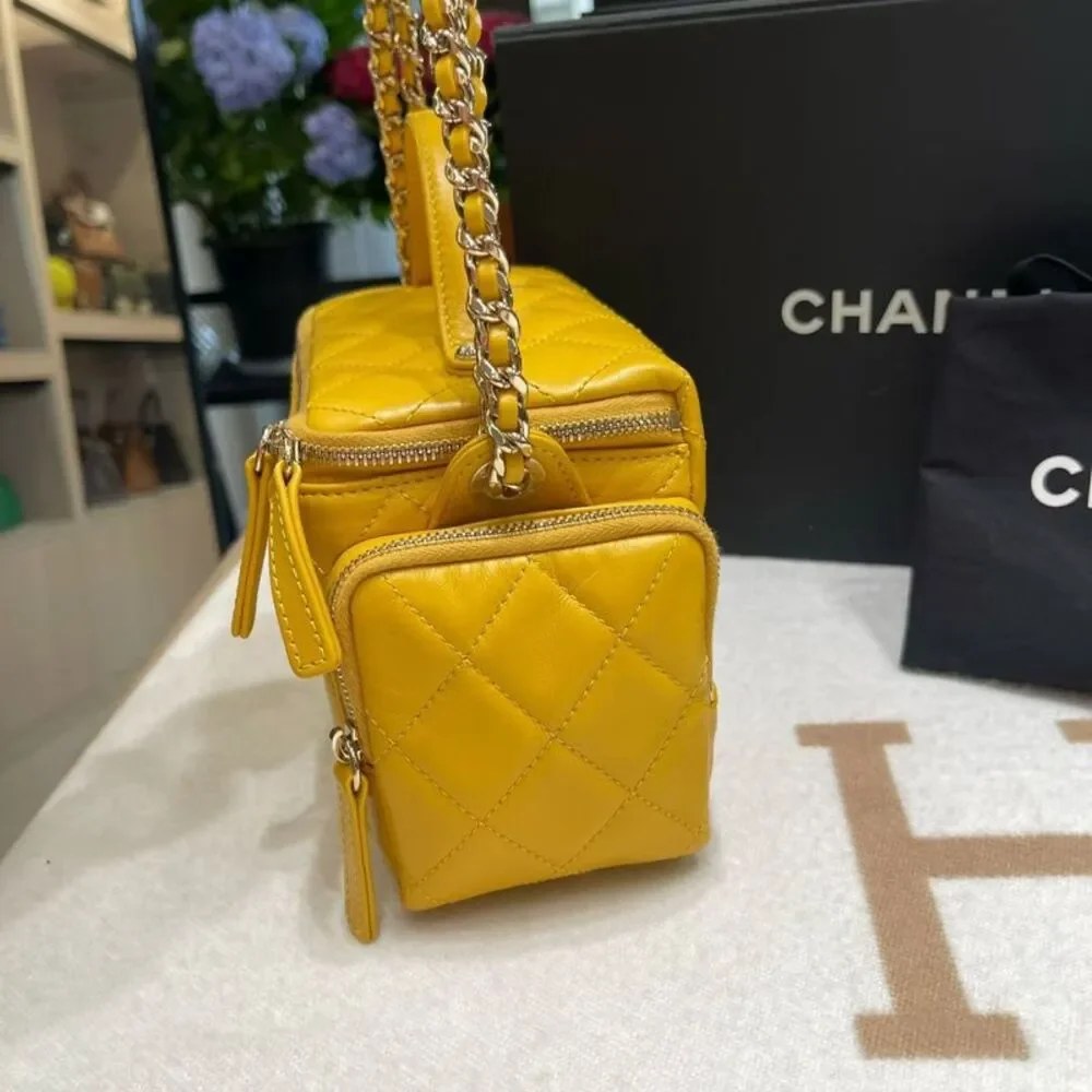 Chanel Women Pre-Loved Bag Brand New Condition - Picture 4 of 9
